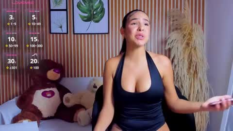 paola online show from 10/29/25, 03:09