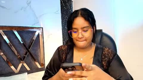 paolacastillo_ online show from 12/15/25, 11:36