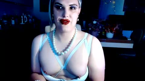 Snapshot of paoladoll chatting on 07/03/26, 01:39 Sarina Williams online show from 07/03/26, 01:39