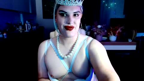 Snapshot of paoladoll chatting on 07/14/26, 01:39 Sarina Williams online show from 07/14/26, 01:39