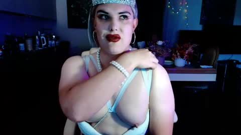 Snapshot of paoladoll chatting on 07/19/26, 11:25 Sarina Williams online show from 07/19/26, 11:25