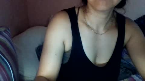 paolamz10 online show from 06/10/26, 12:00
