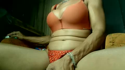 Snapshot of paolla_23cm chatting on 04/01/26, 02:34 PAOLLA 23CM online show from 04/01/26, 02:34