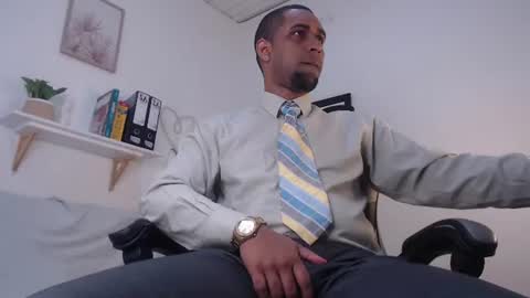 Snapshot of paolo_blaze chatting on 06/10/26, 12:37 PAOLO online show from 06/10/26, 12:37