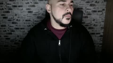 papicho2014 online show from 10/30/25, 10:27