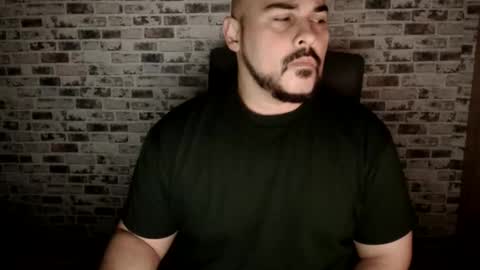 papicho2014 online show from 04/17/26, 09:45