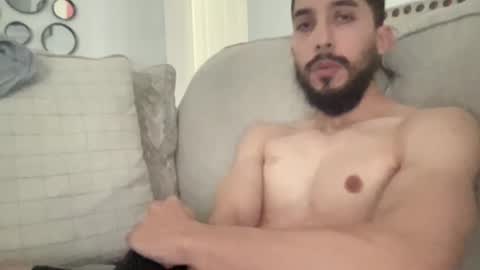 papicubano_guapo23cm online show from 03/05/26, 01:40