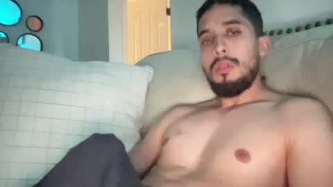 papicubano_guapo23cm online show from 06/30/26, 11:22
