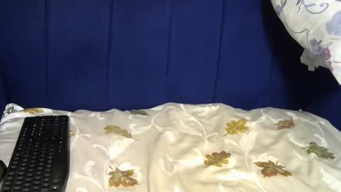 pappychullo09 online show from 09/17/25, 07:37