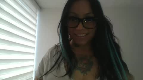 Snapshot of paprika_01sx chatting on 02/25/26, 03:43 paprika 01sx online show from 02/25/26, 03:43