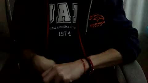 papy_dani33 online show from 01/10/25, 07:35