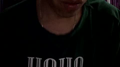 papy_dani33 online show from 02/04/25, 08:02