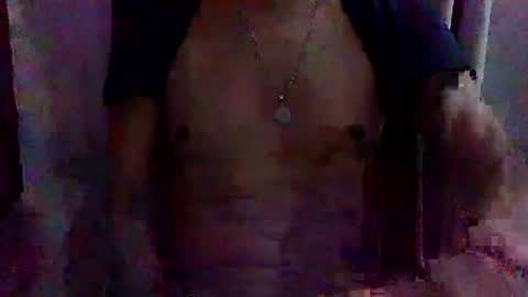 papy_dani33 online show from 03/04/25, 08:02