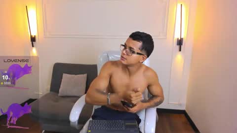 Ryan And Casper online show from 03/17/26, 06:33