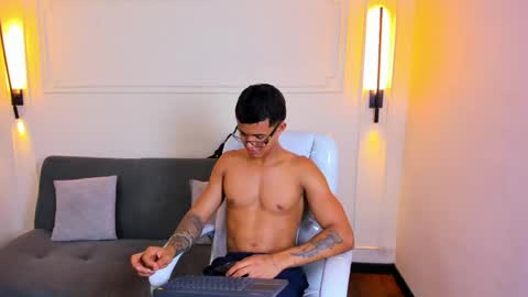 Ryan And Casper online show from 04/10/26, 06:34