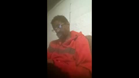 Snapshot of pararohjaguar_12 chatting on 04/04/26, 08:17 pararohjaguar_12 online show from 04/04/26, 08:17