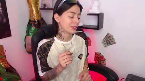 Paris D angelo online show from 01/20/25, 06:10