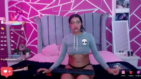 paris online show from 03/09/25, 06:11