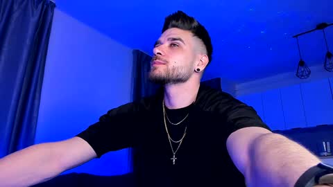 Paris online show from 02/02/25, 04:05