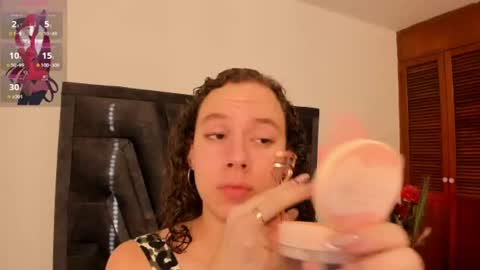 PARIS LOVE  online show from 07/08/26, 12:20
