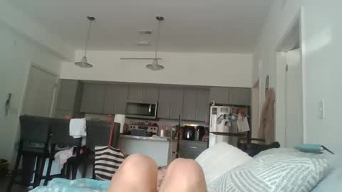 parisbaby2000 online show from 10/09/25, 02:59