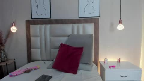 Paris Flower online show from 04/12/26, 02:33