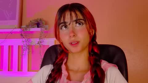 PARIS online show from 12/20/25, 12:18