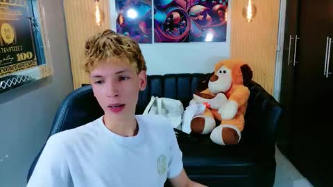 park_jimin1 online show from 09/09/25, 11:54