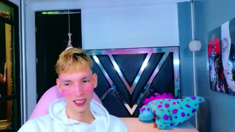 park_jimin1 online show from 11/16/25, 03:50