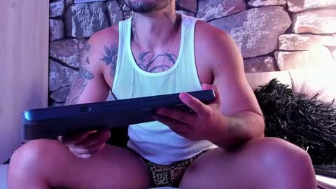 parker lavine online show from 12/31/24, 04:49