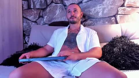 parker lavine online show from 01/01/25, 03:45