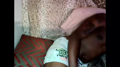 Snapshot of parlaytellio chatting on 12/08/24, 04:25 Parlay Tellio online show from 12/08/24, 04:25