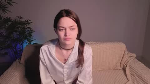 parrot_kisha online show from 04/15/26, 02:07