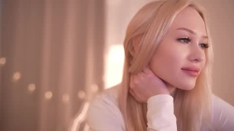 Sofi online show from 11/24/25, 12:49