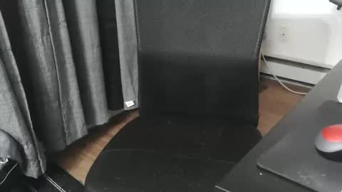 pasexhibe online show from 02/12/26, 01:22