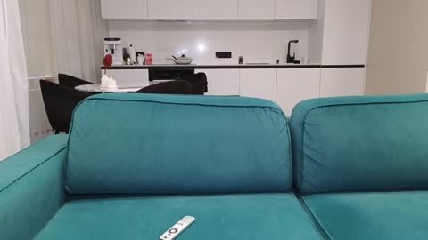 Snapshot of pashka_x chatting on 01/18/25, 12:15 Pashka online show from 01/18/25, 12:15