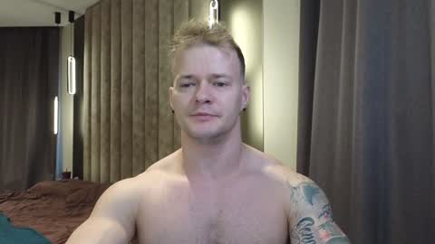 Snapshot of pashka_x chatting on 01/26/25, 11:17 Pashka online show from 01/26/25, 11:17