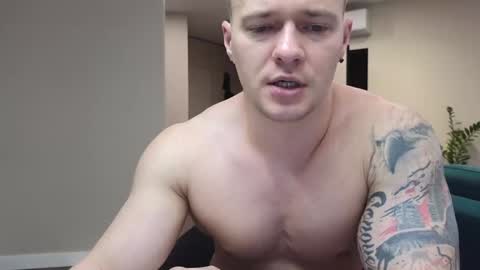 Snapshot of pashka_x chatting on 01/30/25, 11:22 Pashka online show from 01/30/25, 11:22