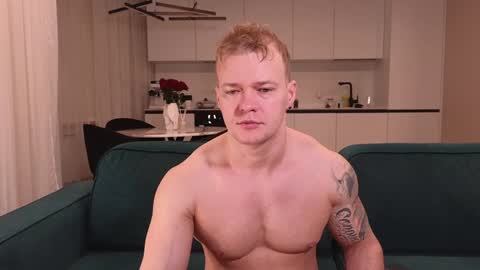 Snapshot of pashka_x chatting on 02/03/25, 04:25 Pashka online show from 02/03/25, 04:25