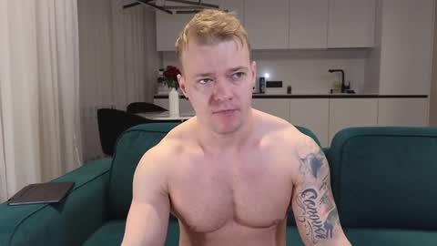 Snapshot of pashka_x chatting on 02/07/25, 05:41 Pashka online show from 02/07/25, 05:41