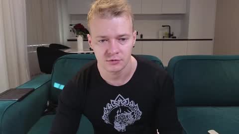 Snapshot of pashka_x chatting on 02/07/25, 08:44 Pashka online show from 02/07/25, 08:44