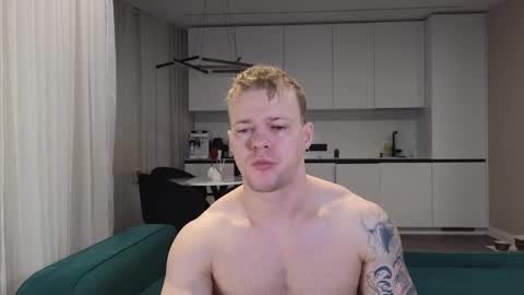 Snapshot of pashka_x chatting on 02/10/25, 04:52 Pashka online show from 02/10/25, 04:52