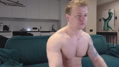 Snapshot of pashka_x chatting on 02/27/25, 04:31 Pashka online show from 02/27/25, 04:31