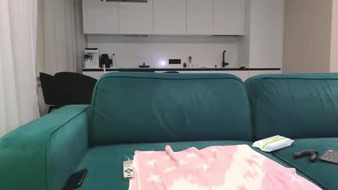 Snapshot of pashka_x chatting on 03/04/25, 08:13 Pashka online show from 03/04/25, 08:13