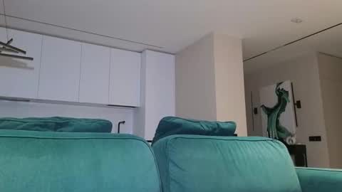 Snapshot of pashka_x chatting on 09/22/25, 06:37 Pashka online show from 09/22/25, 06:37