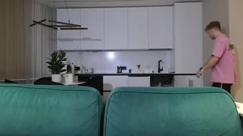 Snapshot of pashka_x chatting on 11/04/25, 06:23 Pashka online show from 11/04/25, 06:23