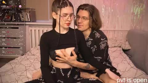 Zoe online show from 02/27/26, 03:23