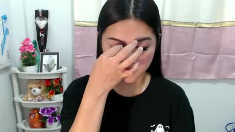 Patricia online show from 02/18/25, 01:33