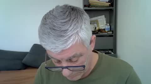 patrick5275 online show from 12/30/24, 01:58