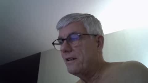 patrick5275 online show from 10/10/25, 05:50